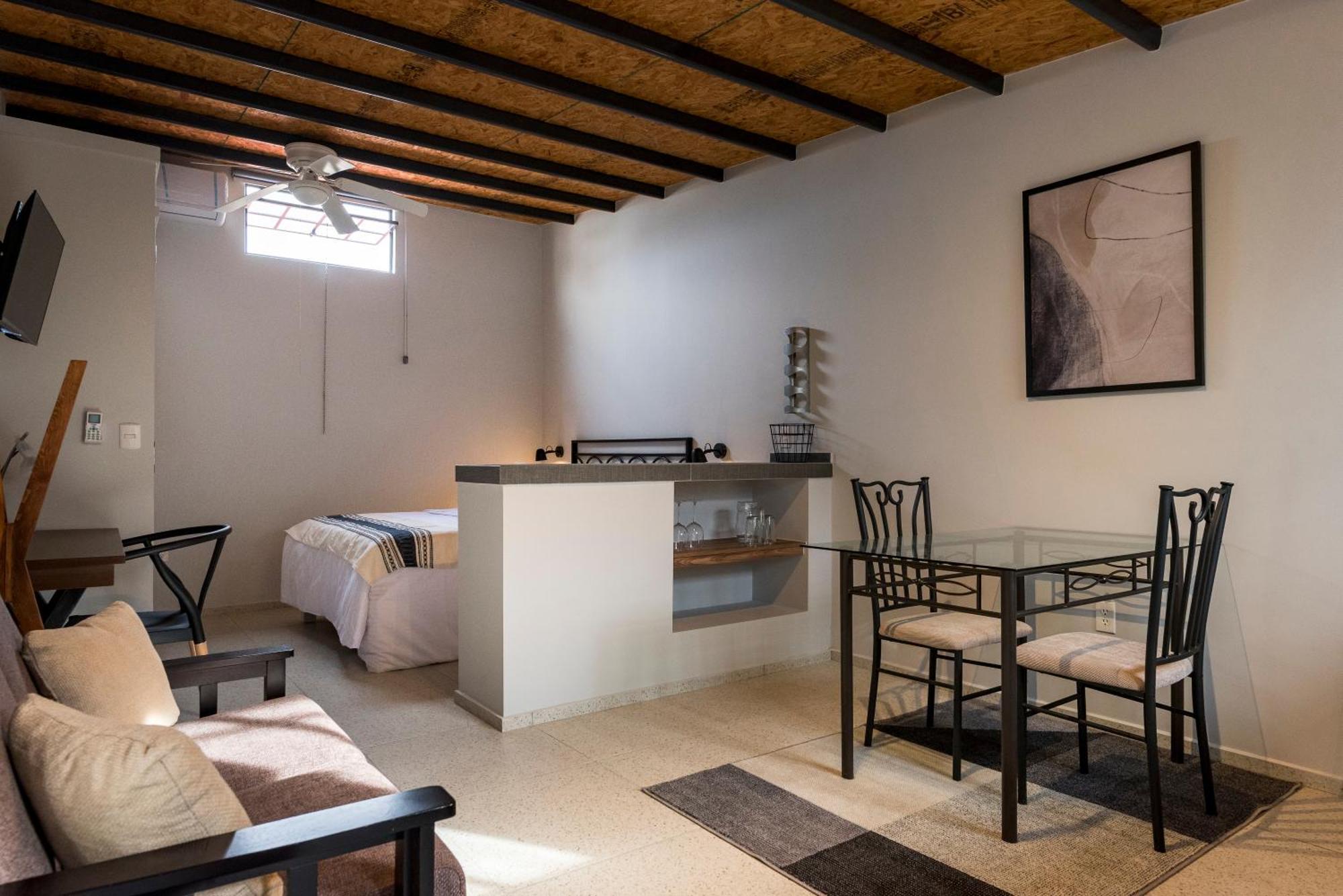 Casa Murmullos Guadalajara Bagian luar foto
